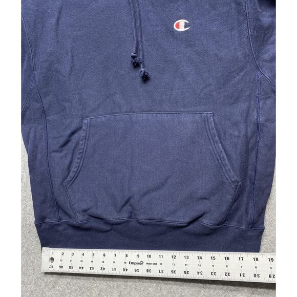 Champion Reverse Weave Hoodie Mens Medium Navy Blue Pullover Sweatshirt GF68 - Picture 3 of 10